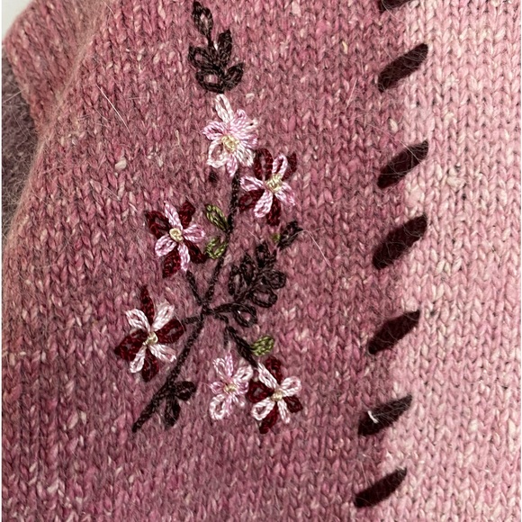 Lake Wear Silk Angora Women’s Size Large Cardigan Pink Purple Embroidered - Picture 5 of 10